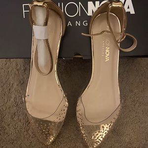 Fashion Nova dress flats size 7 Rosegold